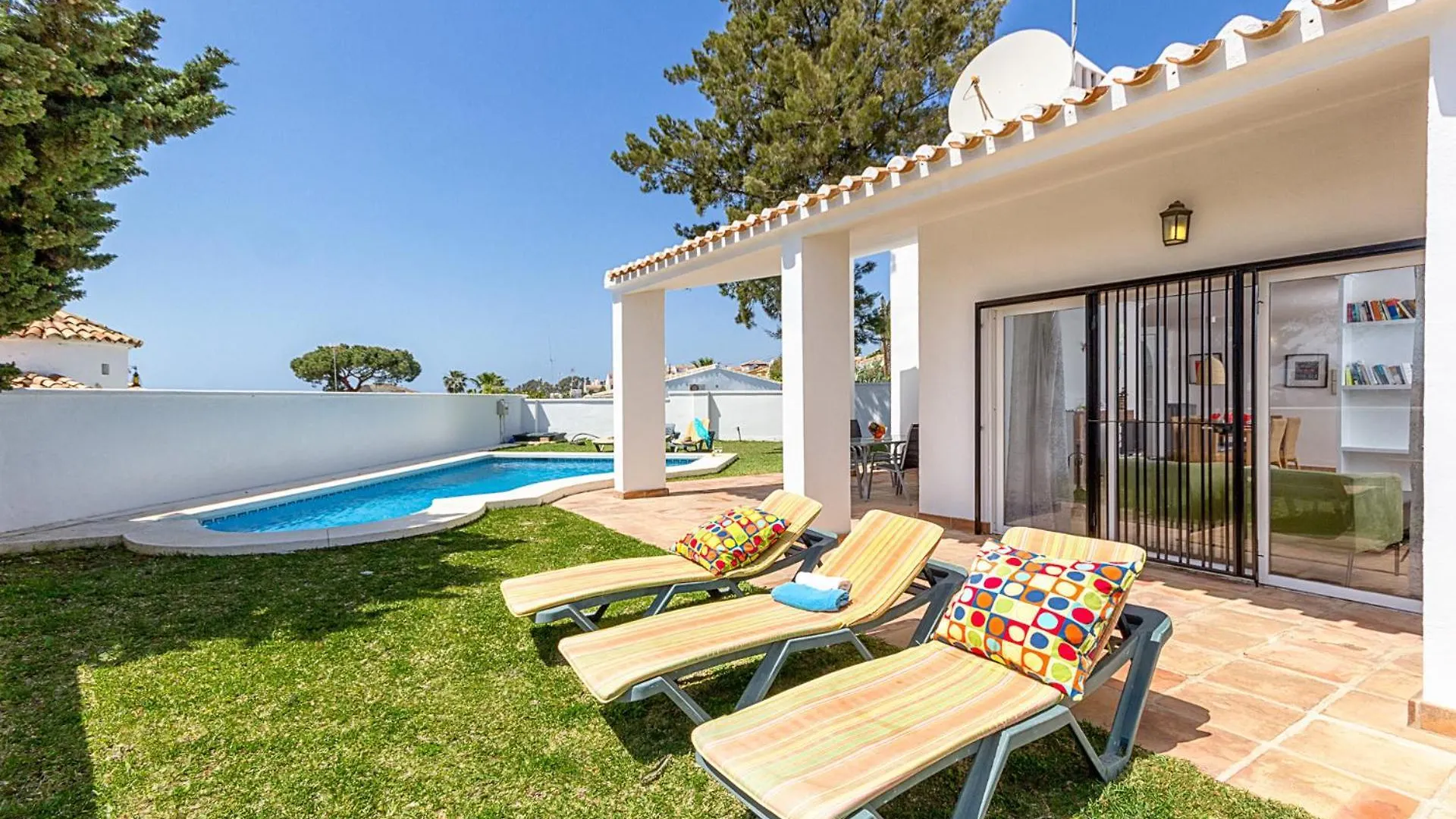 J03 Villa Mabola - Villa Sitio de Calahonda